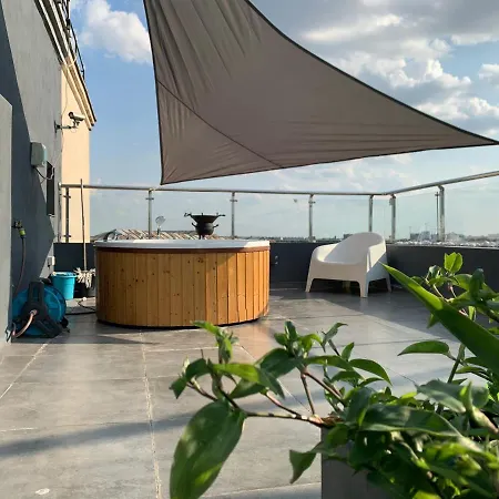 Penthouse Complex 5 Βουκουρέστι