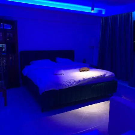 Penthouse Complex 5 Βουκουρέστι
