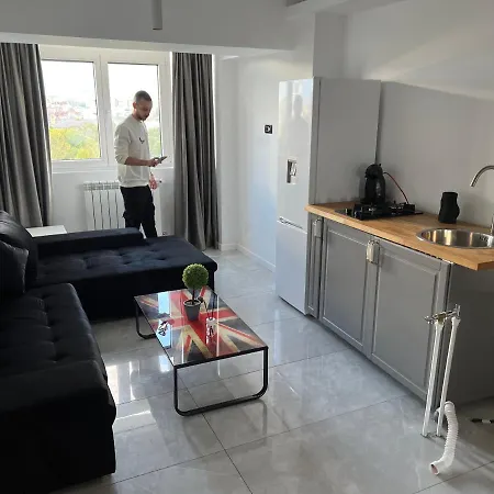 Penthouse Complex 5
