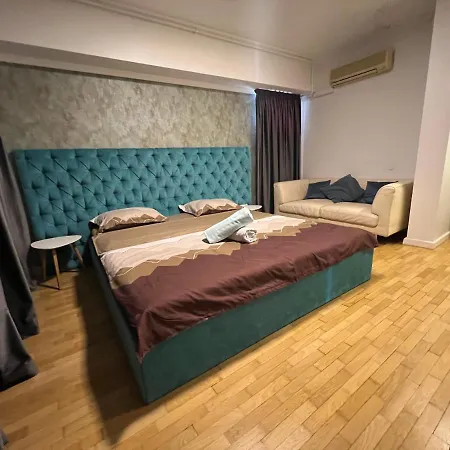 Penthouse Complex 5 Βουκουρέστι