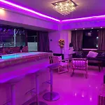 Penthouse Complex 5 * Bucharest