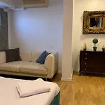 Penthouse Complex 5 Apartment *