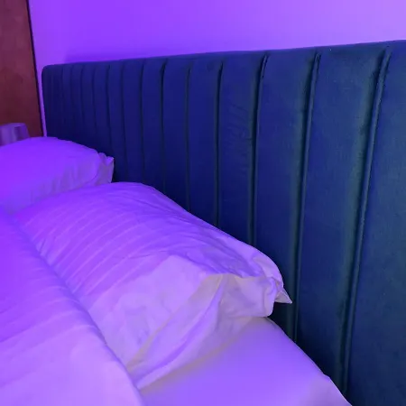 Апартаменти Penthouse Complex 5