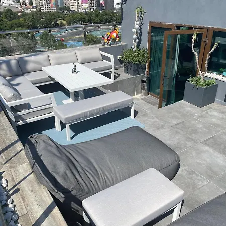 Penthouse Complex 5 Daire Bükreş