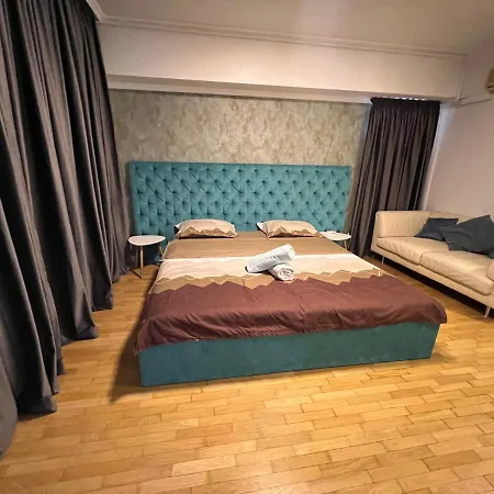 Penthouse Complex 5 * Βουκουρέστι