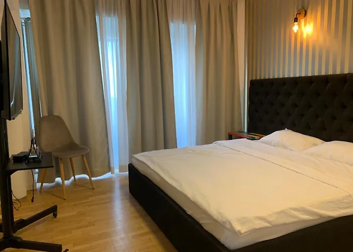 Penthouse Complex 5 *