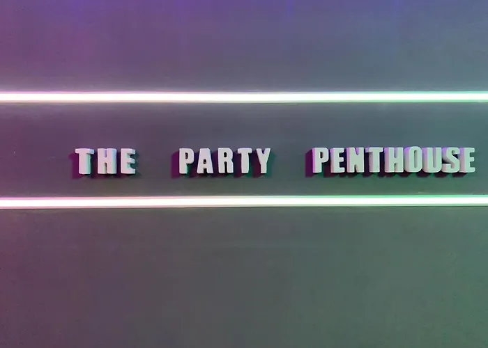 Penthouse Complex 5 *