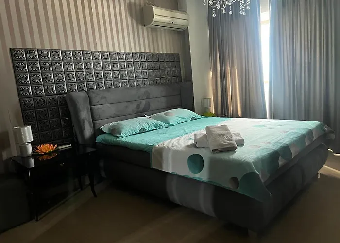 Penthouse Complex 5 * Bukarest