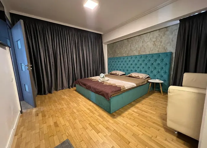 Penthouse Complex 5 Apartman Bukarest