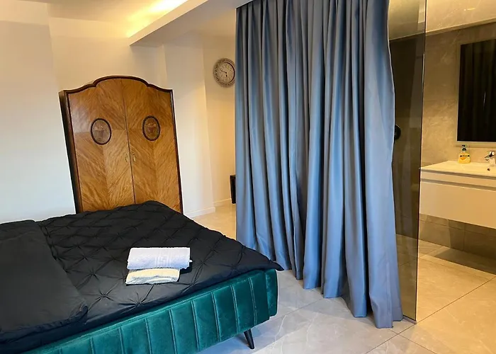 Penthouse Complex 5 Apartman Bukarest