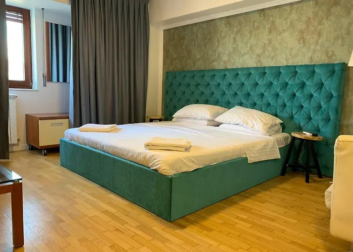 Penthouse Complex 5 Apartman