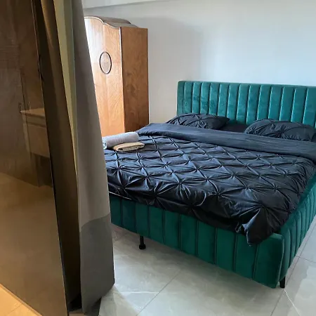 Penthouse Complex 5 *