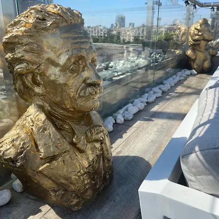 Penthouse Complex 5 * Bukareszt