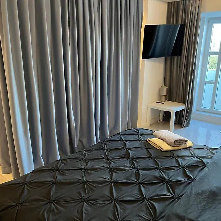 Penthouse Complex 5