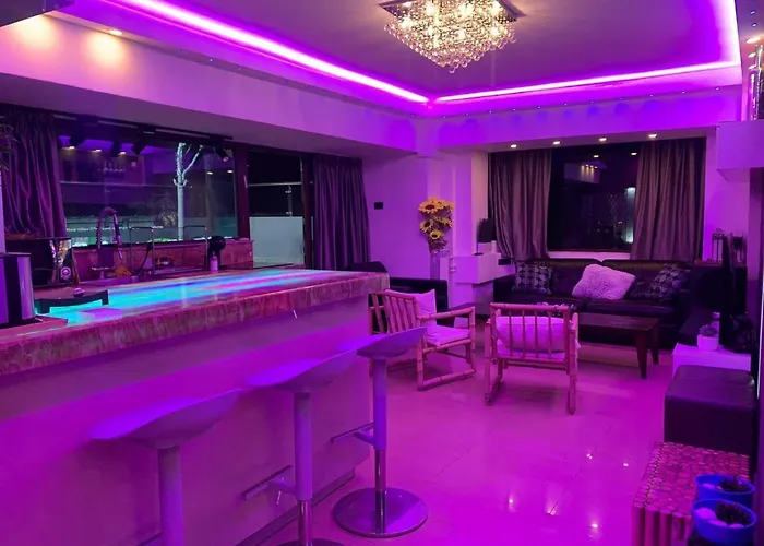 Penthouse Complex 5 * Bucareste