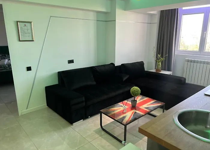 Penthouse Complex 5 *